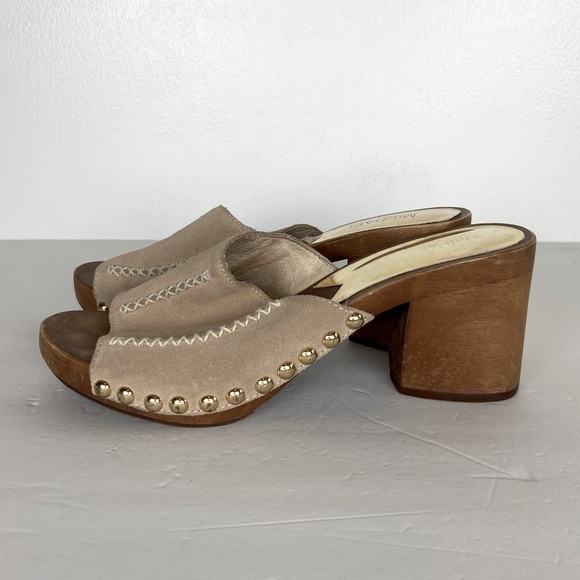 Michael Kors Y2K Wool Studded Block Heels Sandals Size 9.5 M Beige Suede Retro - Picture 3 of 11